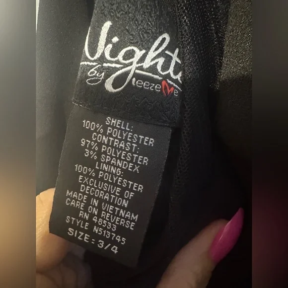 Vintage Teeze Me Elegant Black and Gold Dress - Picture 2 of 3